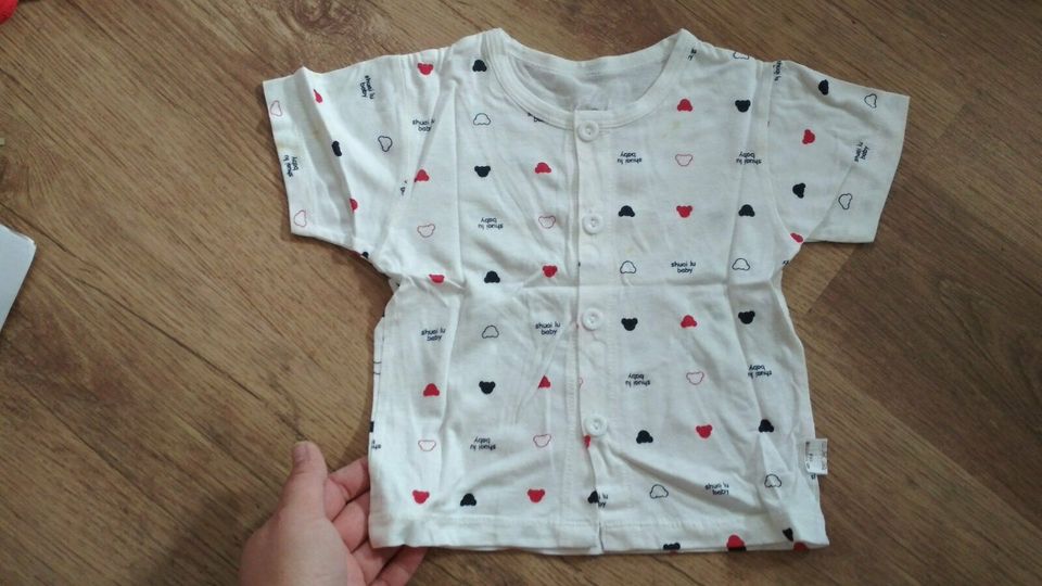 Kinder Baby Bekleidung Kappe Mütze gebraucht je Stück 3 Euro in Coburg