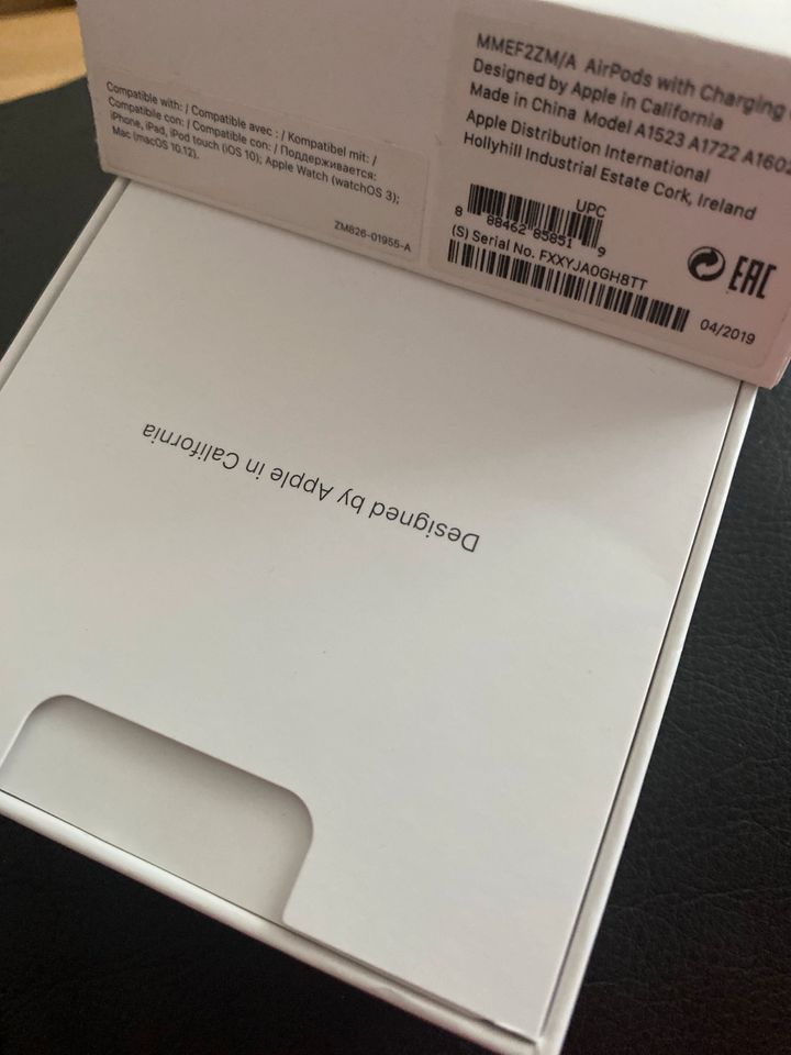 Leere AirPods Verpackung in Berlin