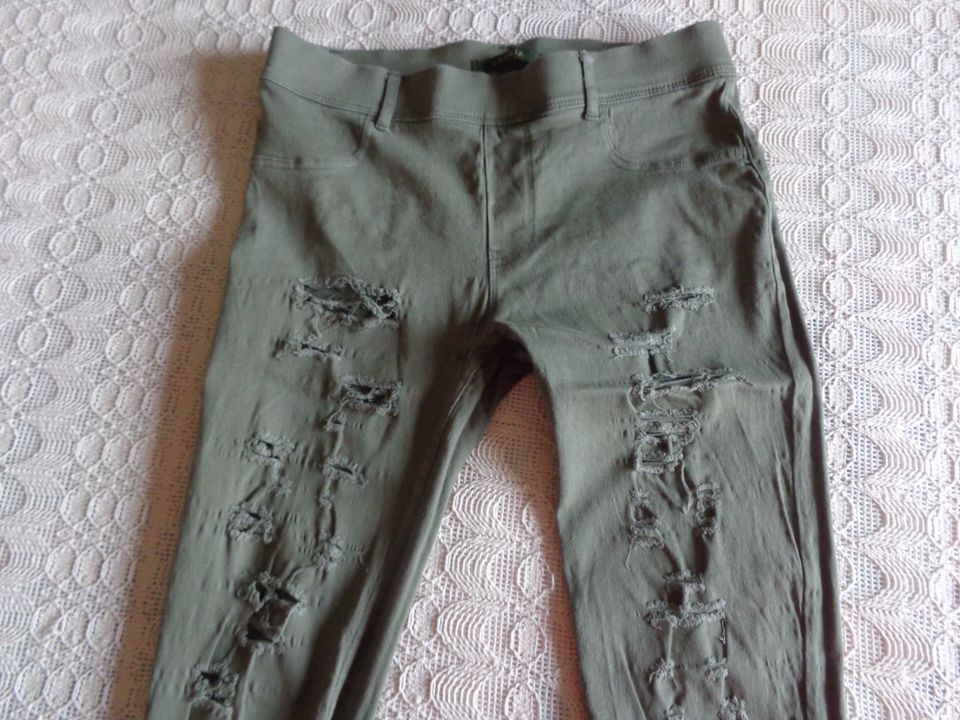 Vintage-Leggings Jeans-Style Gr. 42 bzw.ca.Gr. M/L, khaki,Laulia in Hamburg