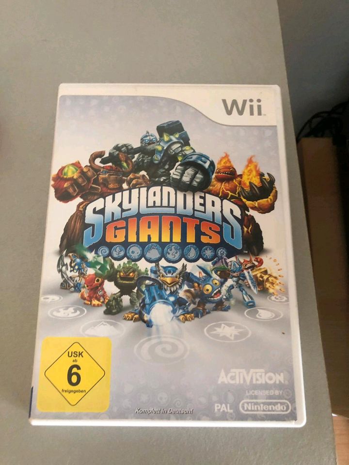 Skylanders Figuren und Wii Spiele in Cloppenburg