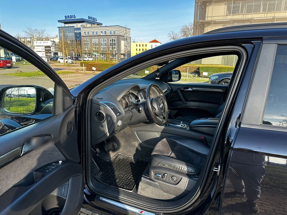 Audi Q7 Quattro 3.0 7 Sitze Tausch möglich in Saarbrücken
