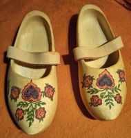 Holländische Holzschuhe „Klompen“, Clogs, original, schön bemalt, Stuttgart - Degerloch Vorschau