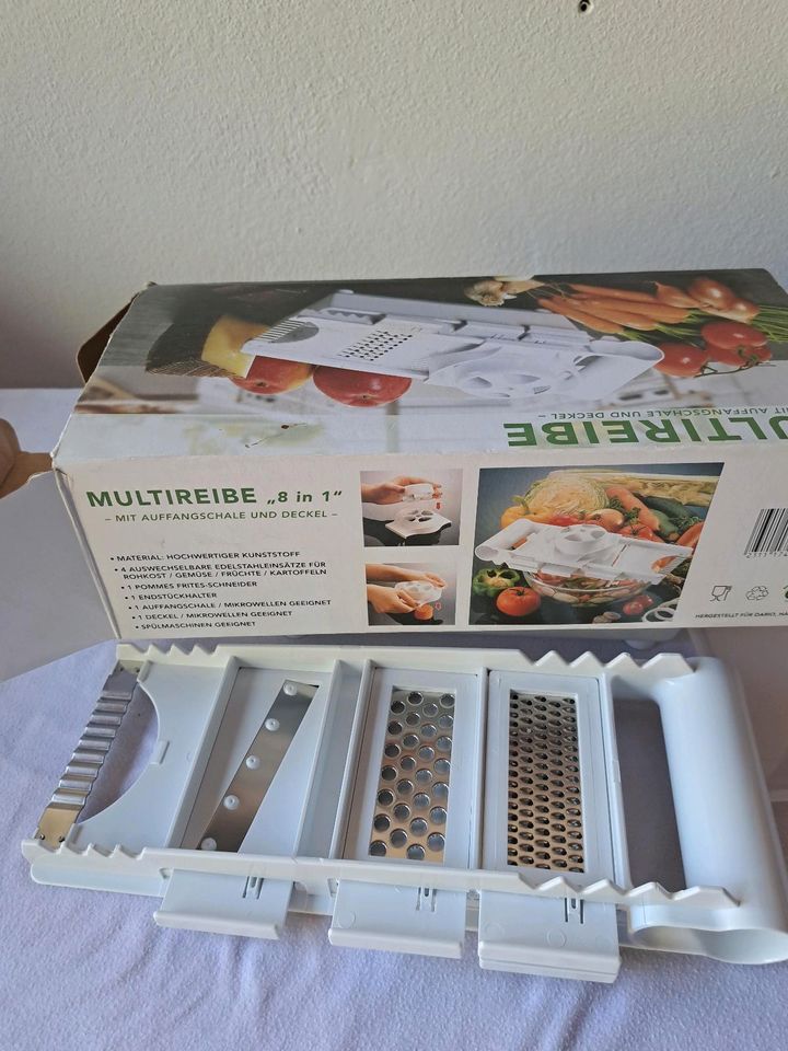 Multireibe 8 in 1 mit Auffangschale **neu** Gemüseschneider Küche in Kümmersbruck