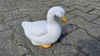 Gans Deko Garten Keramik Ton weiß klein Ente Figur Nordrhein-Westfalen - Herne Vorschau