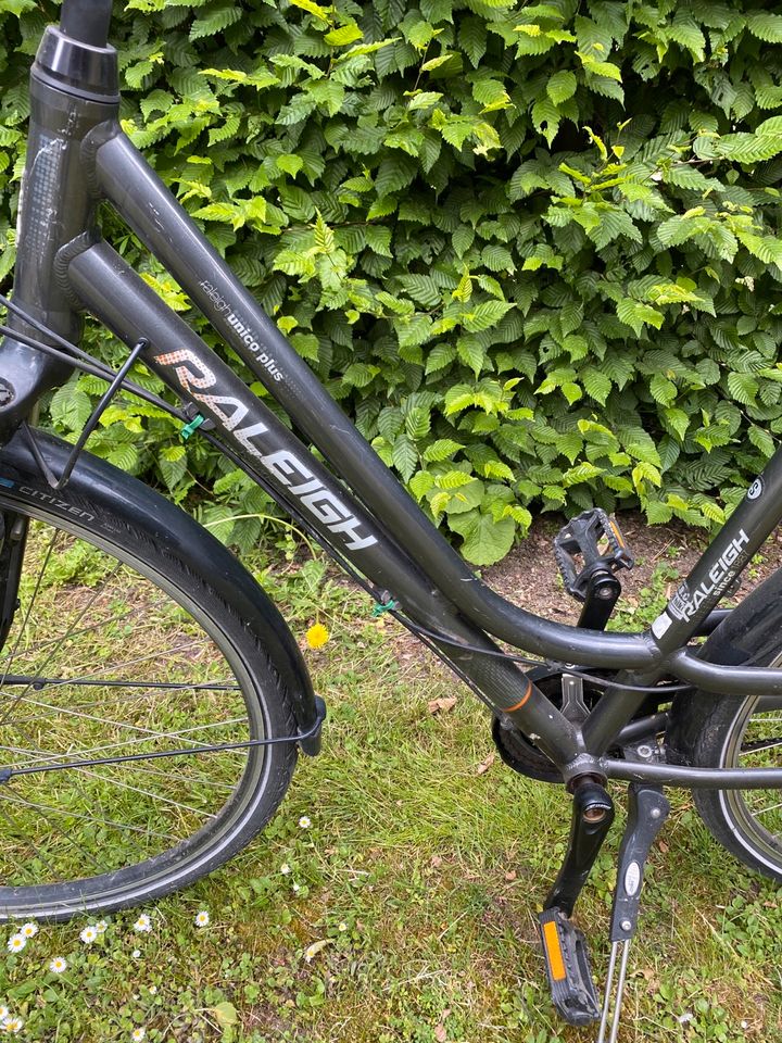 Raleigh Unico Plus Damenrad Fahrrad - 28 Zoll in Hannover