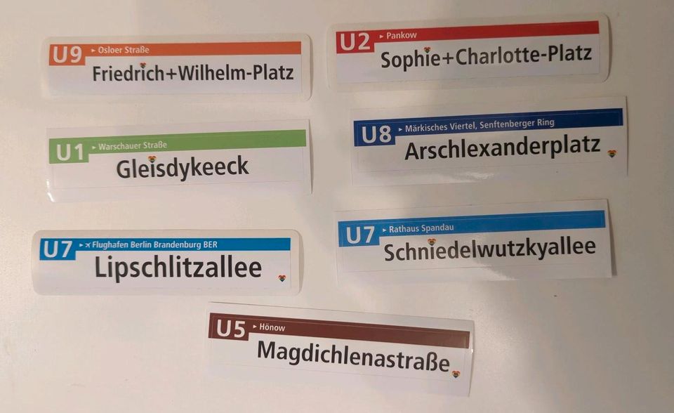 BVG Merch Sticker U-Bahn Stationen sammeln in Berlin