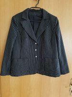 Nadelstreifen-Blazer Blazer Streifen Gr.  36/38 s. guter Zustand Niedersachsen - Ebstorf Vorschau