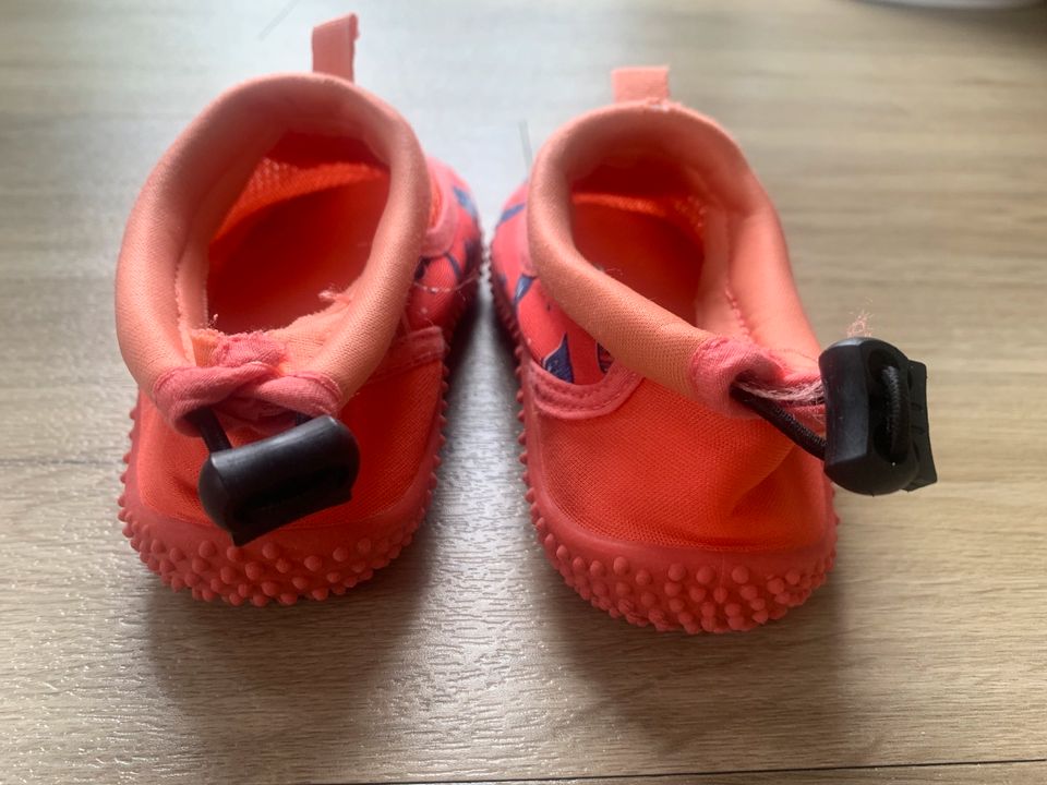 Badeschuhe Kinder in Groß Köris