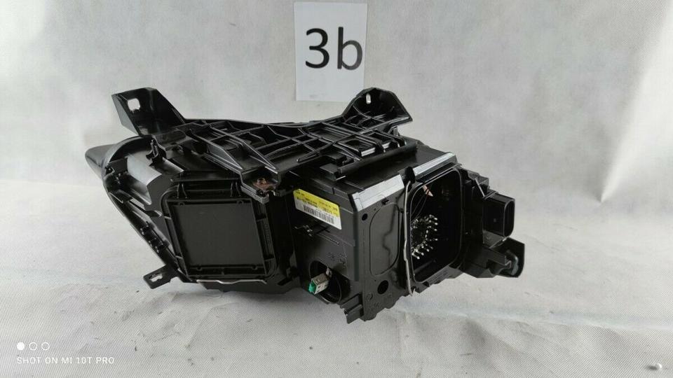 SCHEINWERFER AUDI Q5 XENON LED 8R0 USA 8r0941003AH LINKS in Neu-Isenburg