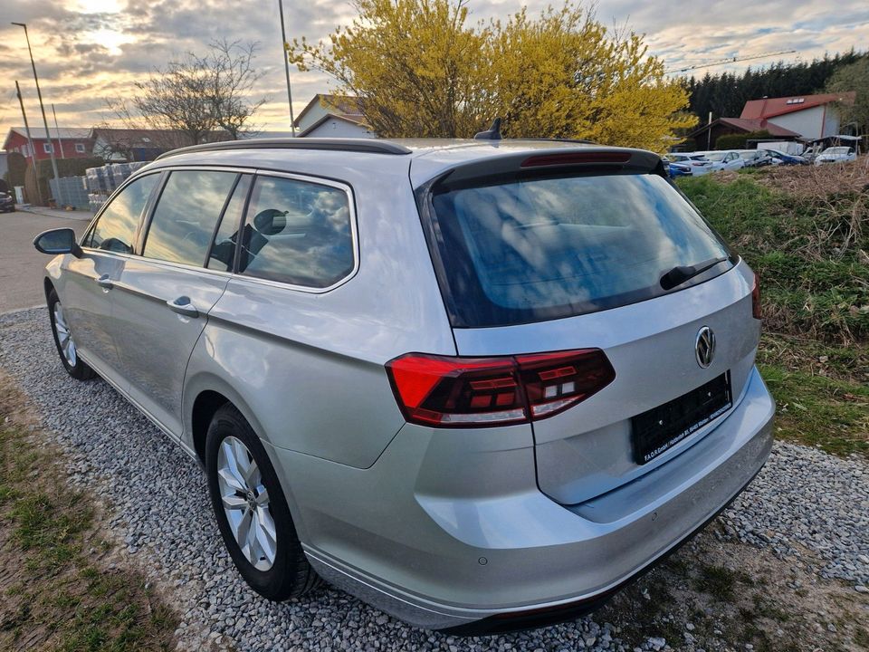 Volkswagen Passat Variant Business in Welden