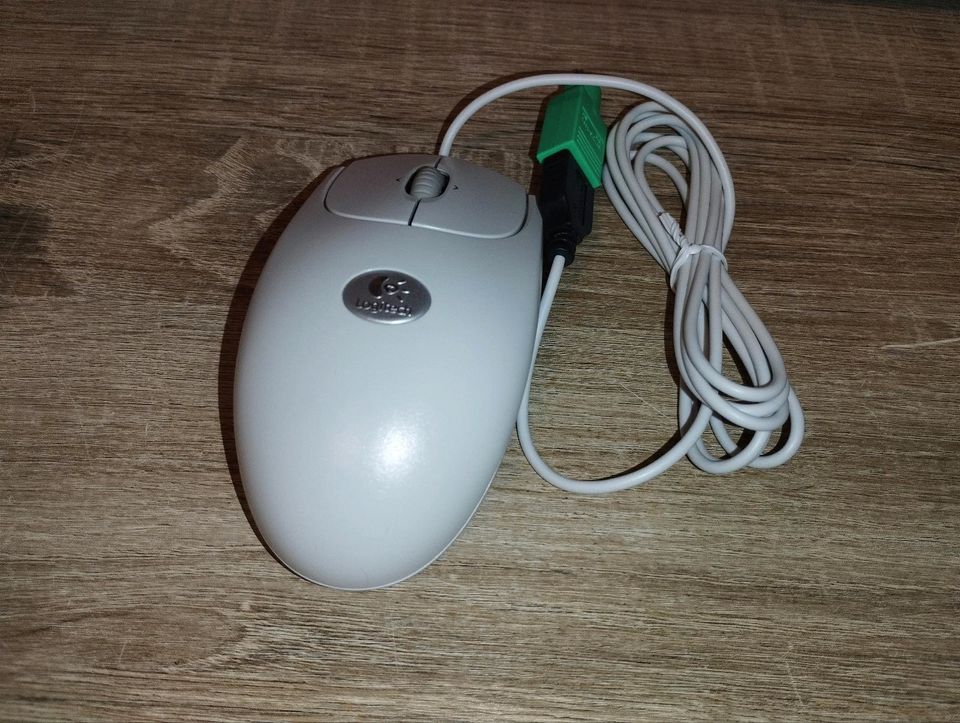 Logitech Computermaus mit Kabel in München