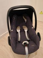 Maxi Cosi Pebble Babyschale mit Isofix Station Niedersachsen - Melbeck Vorschau