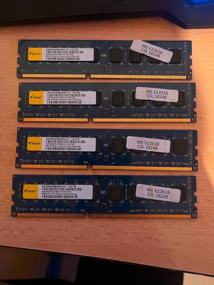 Elixir 4x 4GB.2Rx8.PC3-10600U-9-10-B0.1333 DDR RAM in Sinsheim