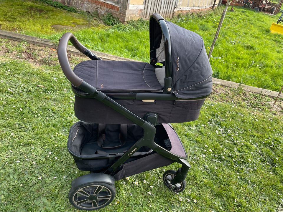 Nuna Demi Grow Kinderwagen mit Babywanne in Kirchhain