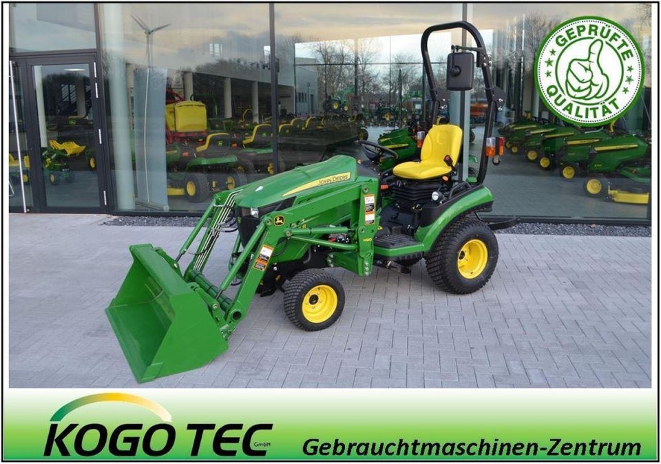 John Deere 1026R in Beckum