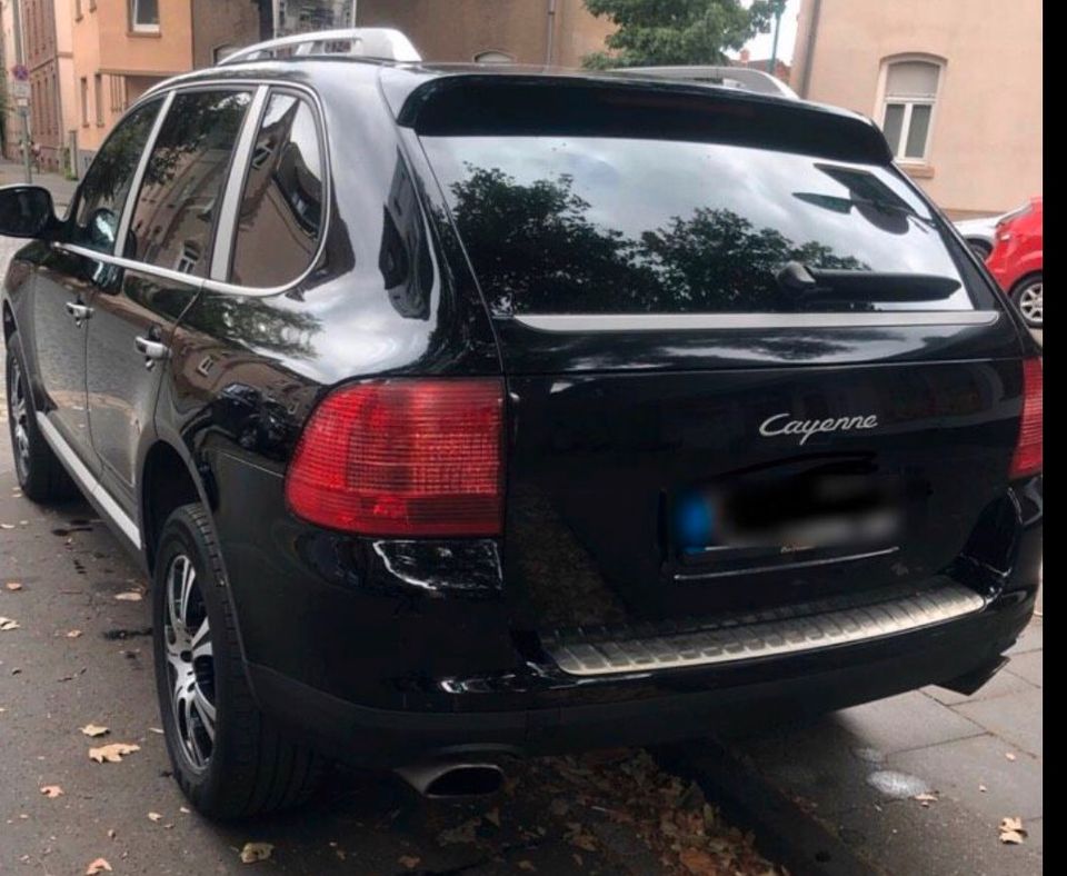 Porsche Cayenne 3.2 LPG in Duisburg