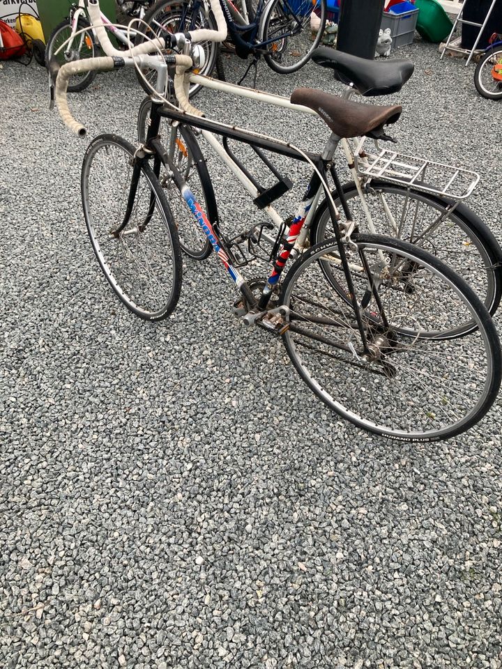 2 Rennräder Sport Fahrrad in Hohn