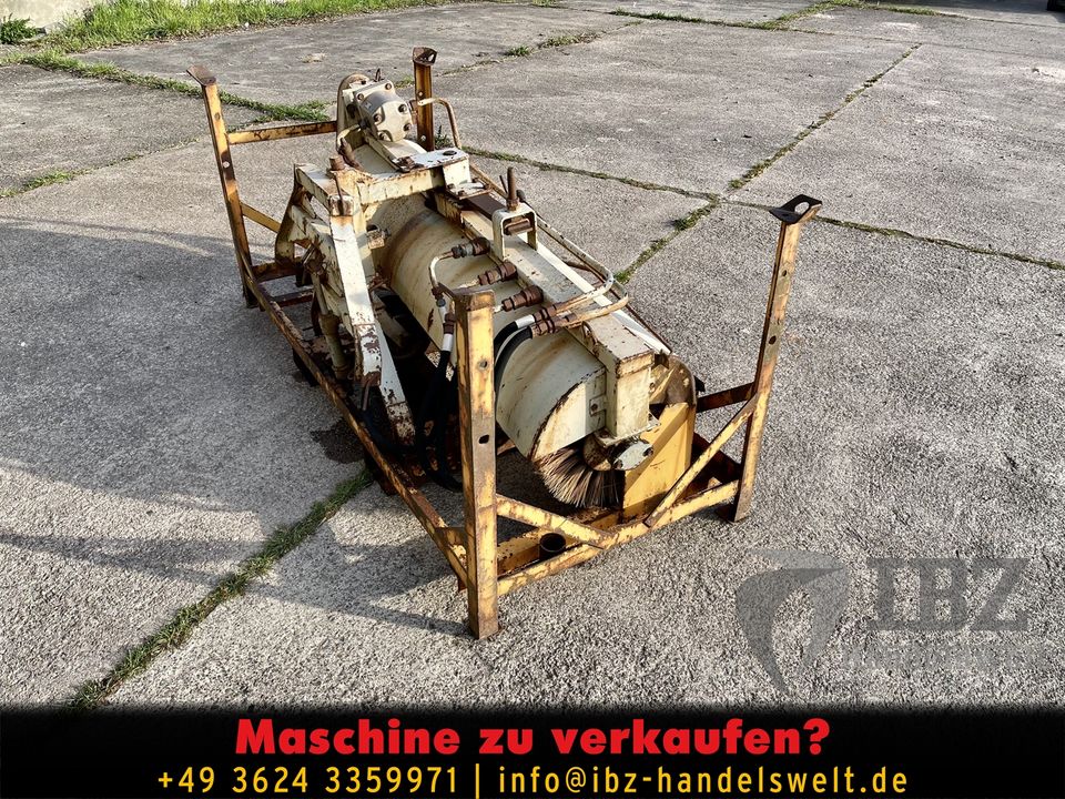 Besen Kehrmaschine Multicar M24 M25 Vorbau Frontanbau Bürste Kehr in Ohrdruf