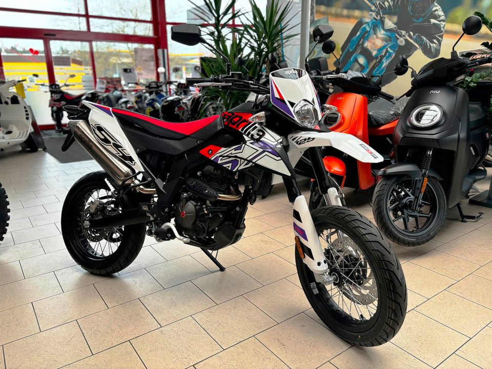 Aprilia SX 125 * * Supermoto * ABS * * 15 PS* 1x Sofort * in Neustadt a.d.Donau