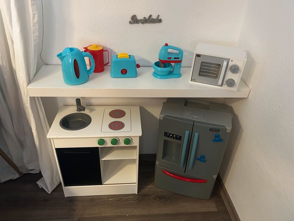 Kinderküche Ikea spielküche Holz Mikrowelle Kühlschrank Zubehör in Flörsheim am Main