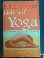 Licht auf Yoga von B.K.S. Iyengar Brandenburg - Königs Wusterhausen Vorschau