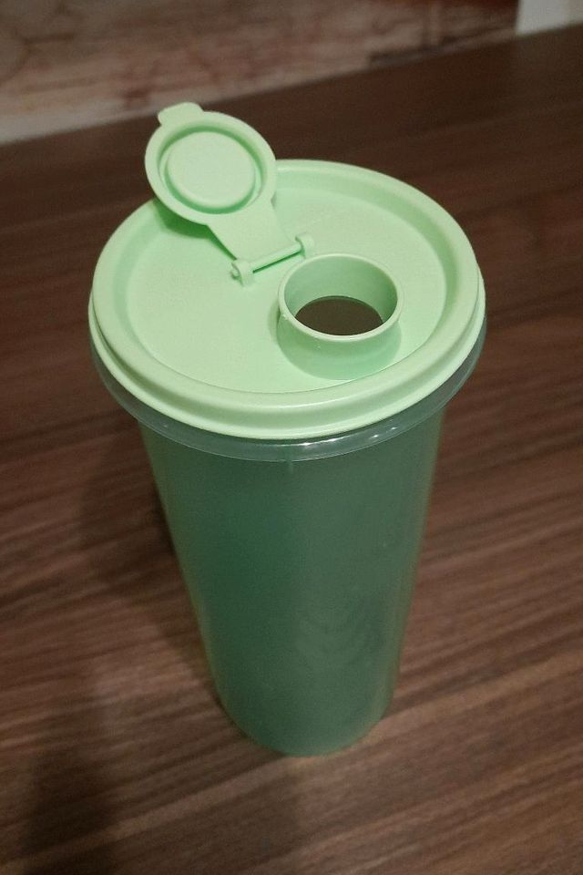 Tupperware Shaker in Berlin