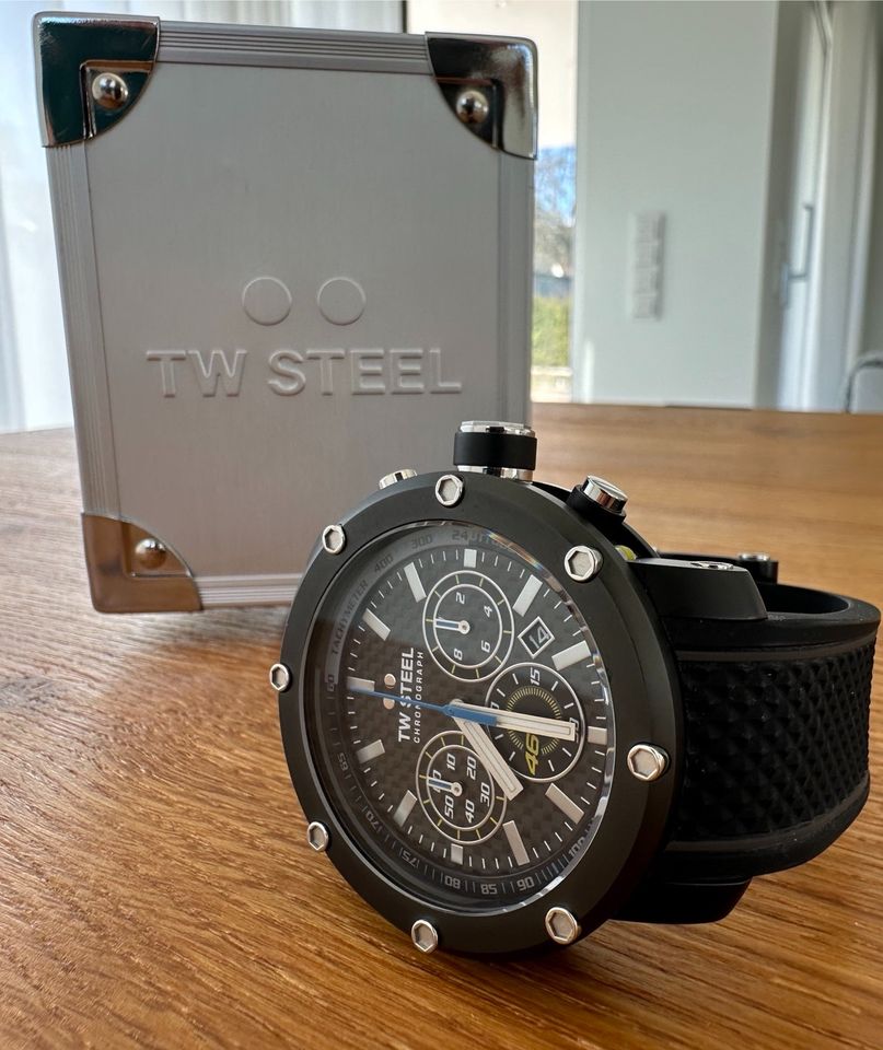 TW STEEL Special Edition VR46 Uhr Chronograph TW937 Grandeur Tech in Forchheim