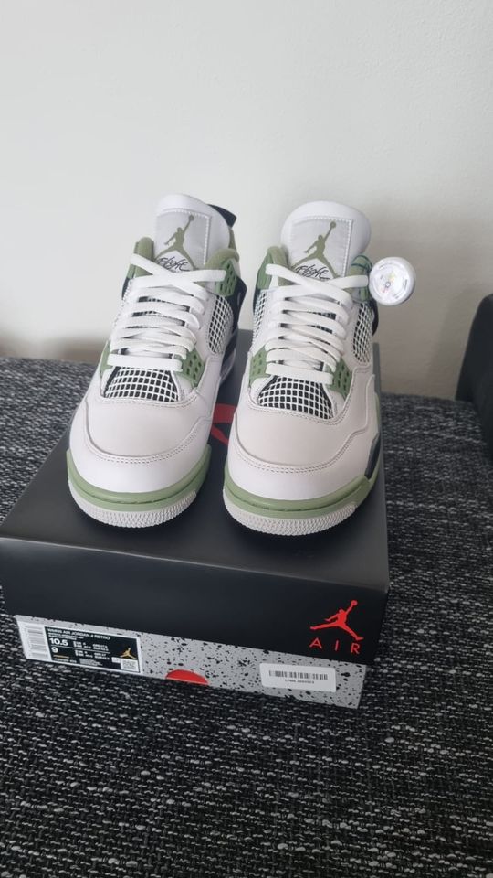 Nike Jordan 4 Seafoam Schuh 42,5 in Cham