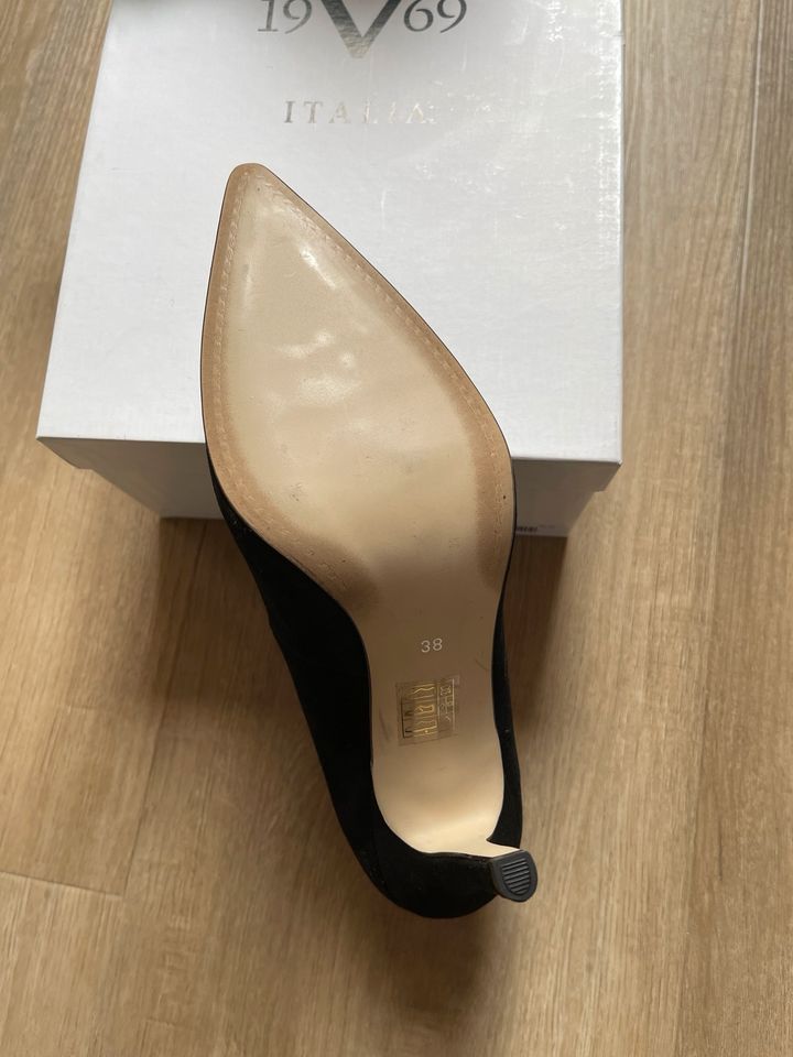 Versace High Heels, Gr. 38, fast NEU in Ulm