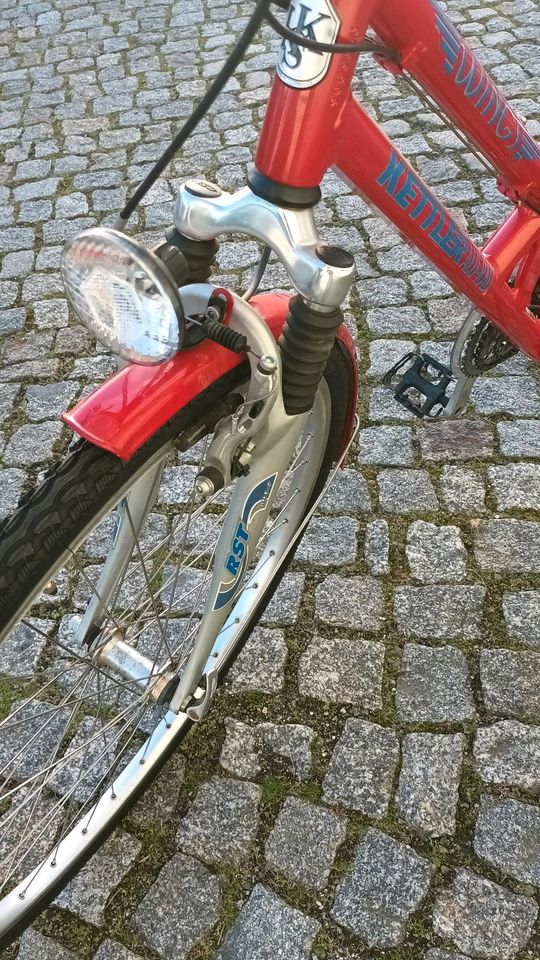 Damen Fahrrad WINGS Kettler Alu -Rad 28 Zoll vollgefedert rot in Putzkau