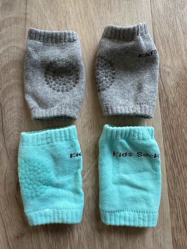 Kids Socks Knieschoner 2 Paar Einheitsgröße in Leipzig