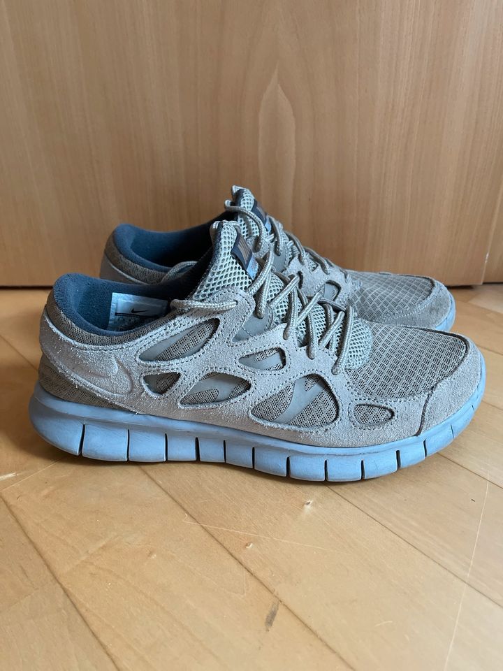 Nike Run Sneaker in Otterbach