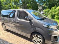 Peugeot Traveller BlueHDi 180 S&S EAT6 Allure L2 Allure Baden-Württemberg - Braunsbach Vorschau