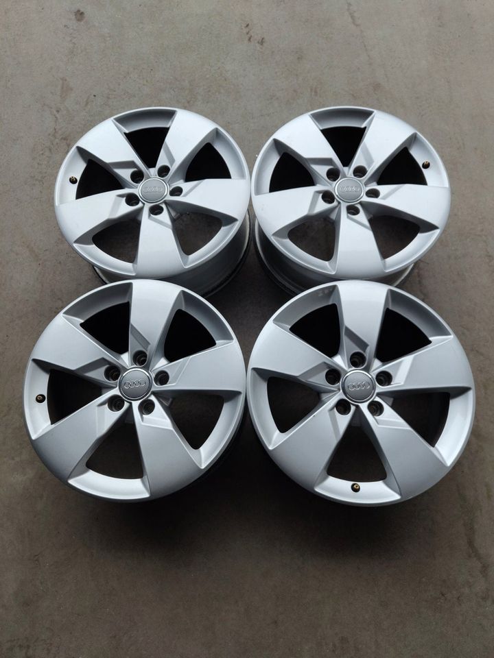 4 x Audi 7J x 17H2 5x112 ET47 8S0601025J TT TTS 8J 8S ALUFELGEN in Kall