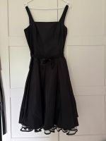 Wunderschönes, schwarzes Swing Kleid, Gr. 38 Niedersachsen - Sulingen Vorschau
