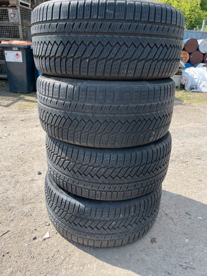 Winterreifen XL 255/40 R19 100 V Extra Load Continental in Friedberg (Hessen)