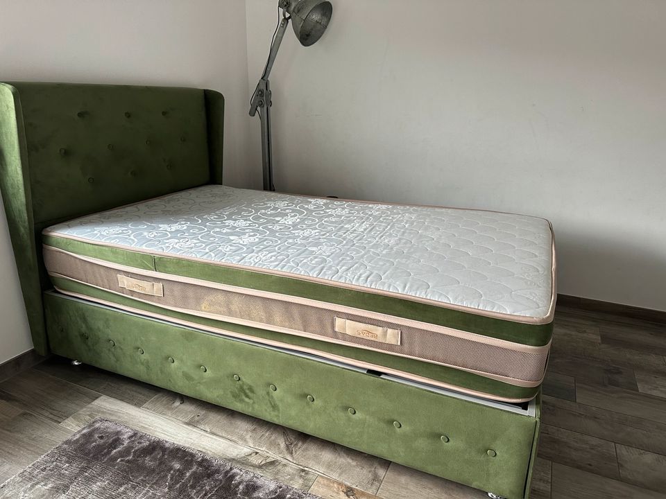 Bett mit Kasten für Stauraum  2,00x1.20 zu verkaufen in Moers