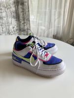 Nike Air Sneaker blau pink Leder Turnschuhe 38,5 Wandsbek - Hamburg Marienthal Vorschau