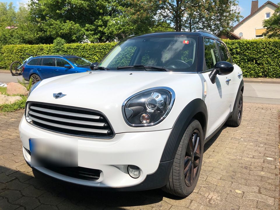 Mini Cooper Countryman D 1.6 TDI Weiß in Bielefeld