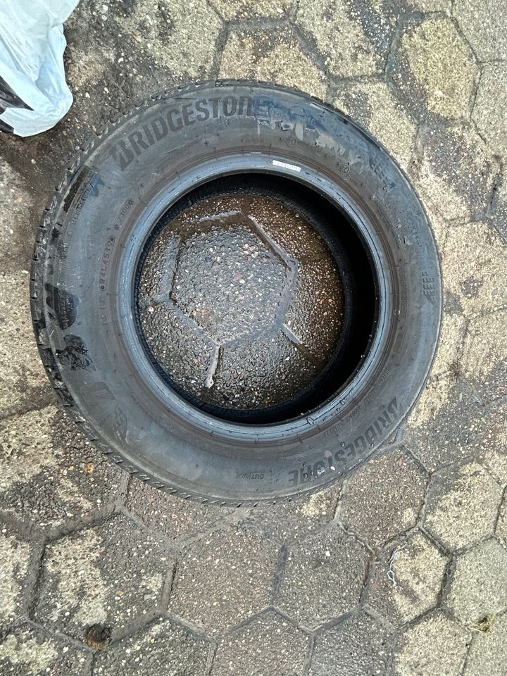 Bridgestone 185 65 R 15 in Weyhe