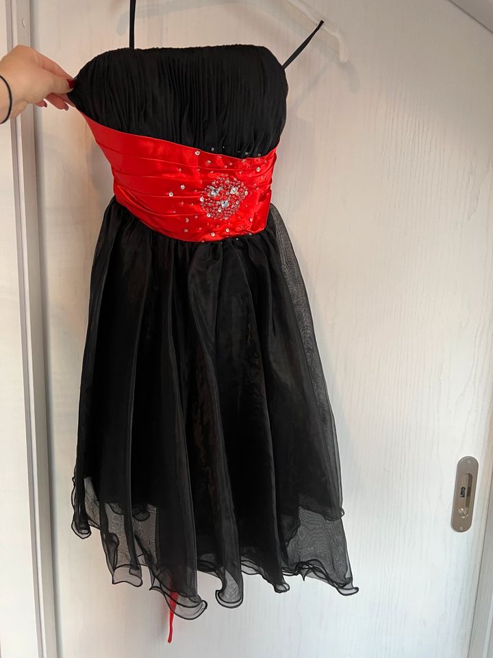 Neu Cocktailkleid/ Partykleid S von GK grace karin in Karben