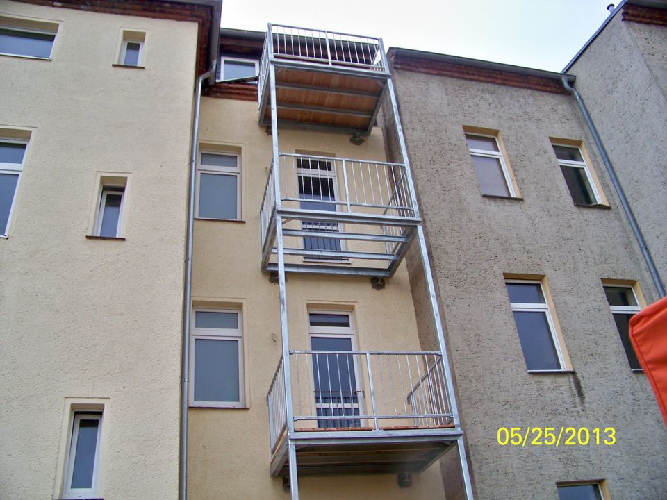 2 Raumwohnung mit Balkon und möbliert in Zwenkau