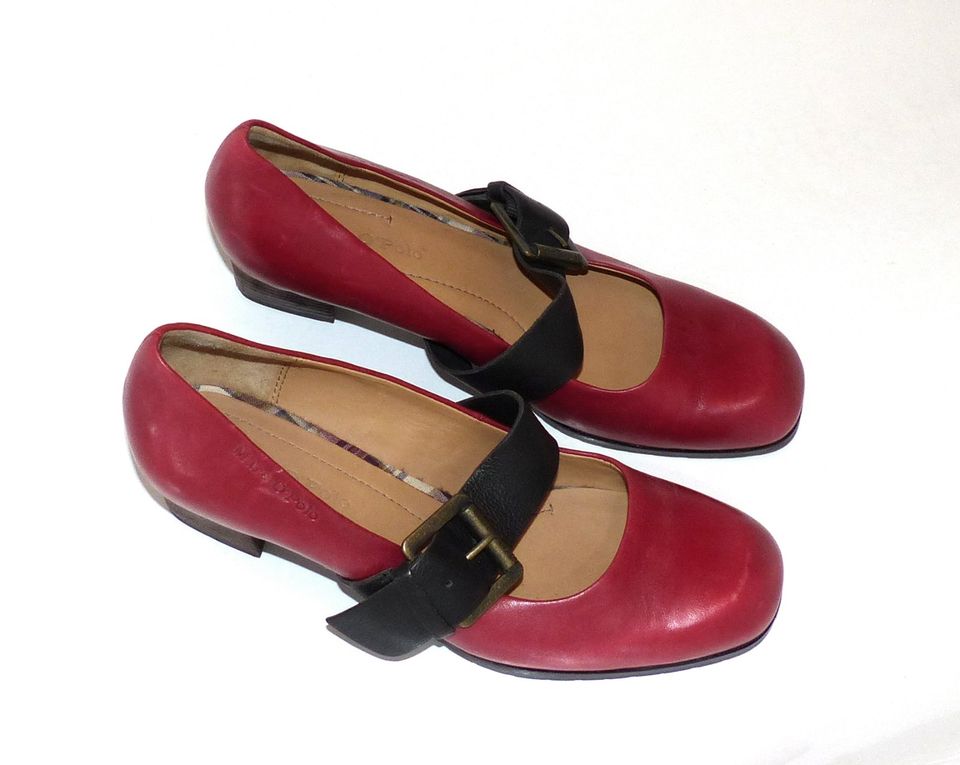 Marc O'Polo MOP Schuhe Riemchen - Pumps Gr. 40 Rot Leder wie neu in Berlin