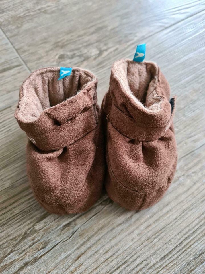 Kinderwagenschuhe, Babyschuhe, Überziehschuhe in Dallgow