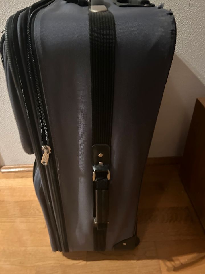 2x Softschalen- Koffer XL, zum Rollen , 46x72x26 cm in Dachau