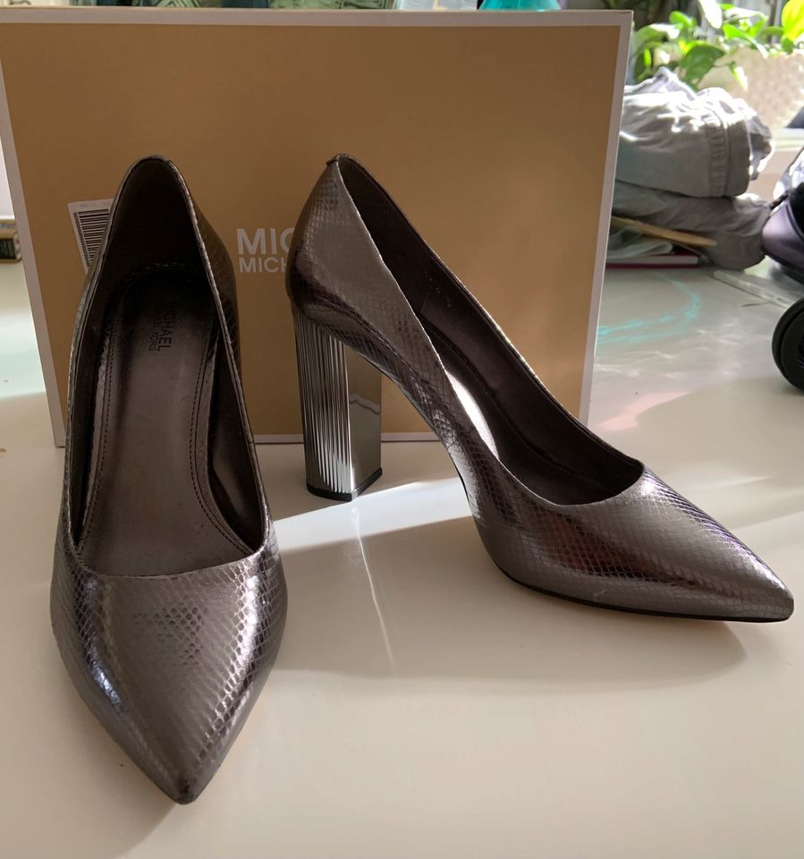 Elegante Michael Kors Pumps ~ Gr. 40 ~ neuwertig in Wesendorf