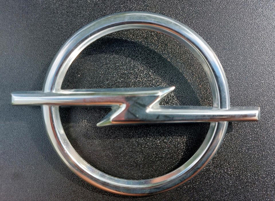 Auto Opel Emblem 13,2cm x 10 cm in Nordrhein-Westfalen - Herscheid, Ersatz- & Reparaturteile