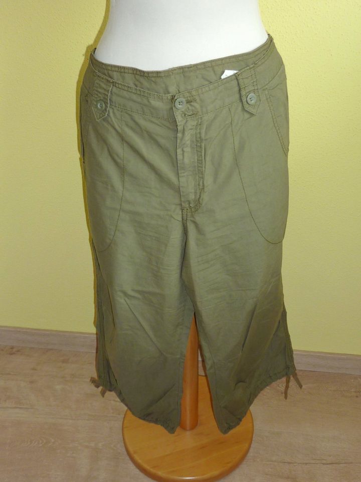 3/4 Hose H&M khaki Gr 42 wie neu Versand in Grünwald