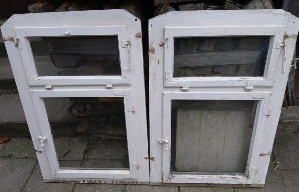2 alte Holzfenster Dreh / Kipp 64 x 96 cm Gründerzeit Fenster in Burkhardtsdorf