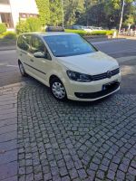 VW TOURAN TAXI 7 SITZER NEU ** ÖL WECHSEL+ PLUS TÜV 2026** Nordrhein-Westfalen - Solingen Vorschau